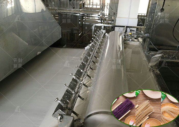 封閉生產(chǎn)防污染，麗星粉條機(jī)符合食品安全標(biāo)準(zhǔn)